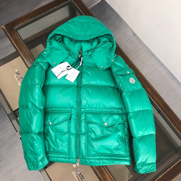 ハイクオリティダウンジャケット正面デザイン